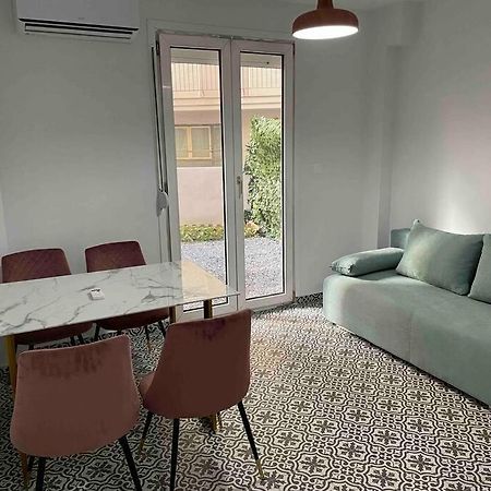 Family Apartment With Private Yard Next To Agios Dimitrios Church Θεσσαλονίκη Εξωτερικό φωτογραφία